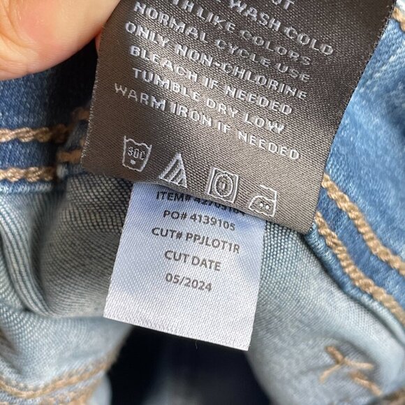 NEW Torrid Jogger Superstretch Midrise Jean Magnetic - Size 24 - Picture 11 of 11